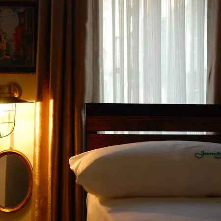 Hostel Jumba